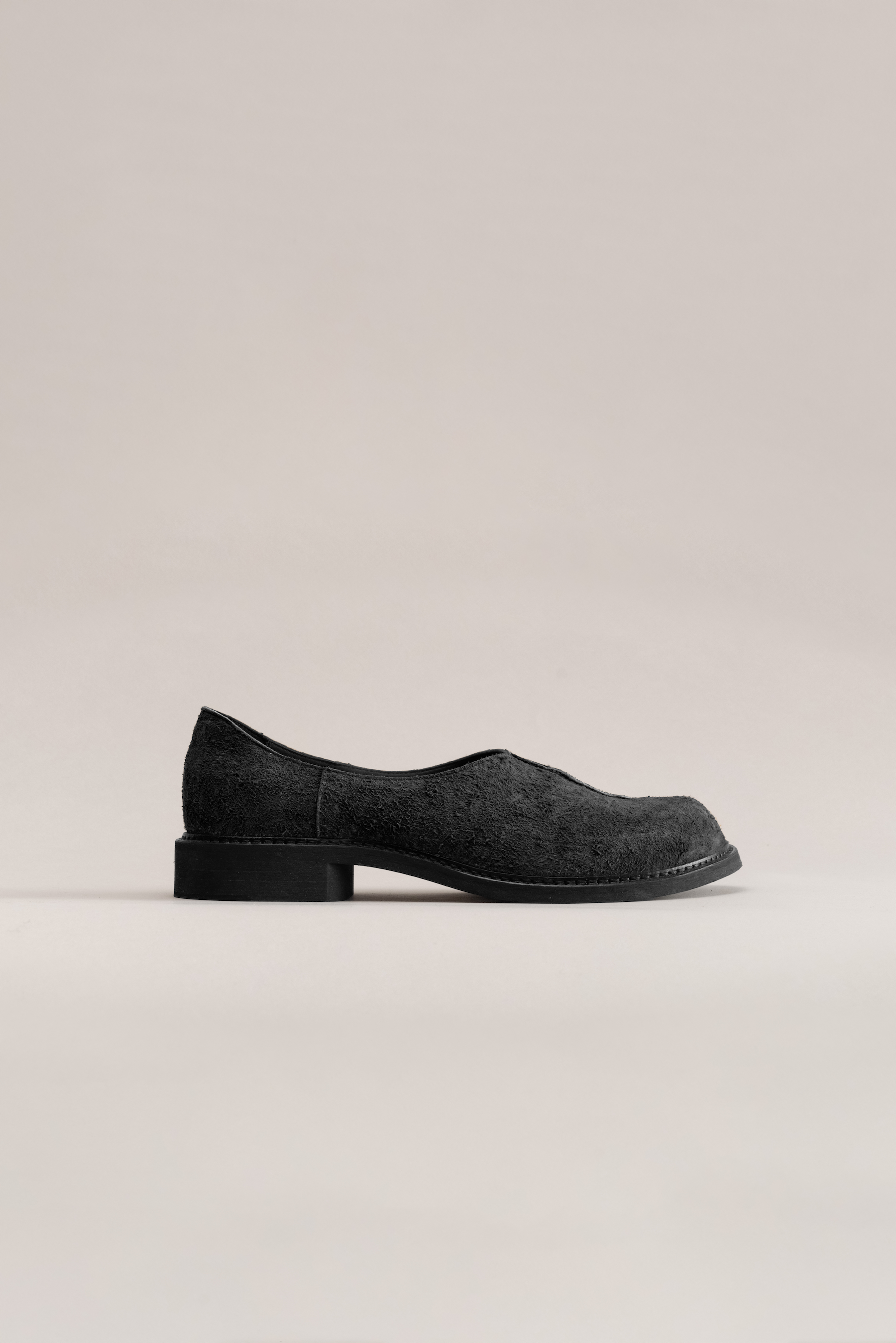 067 - CLOG (Distressed Suede, Black)