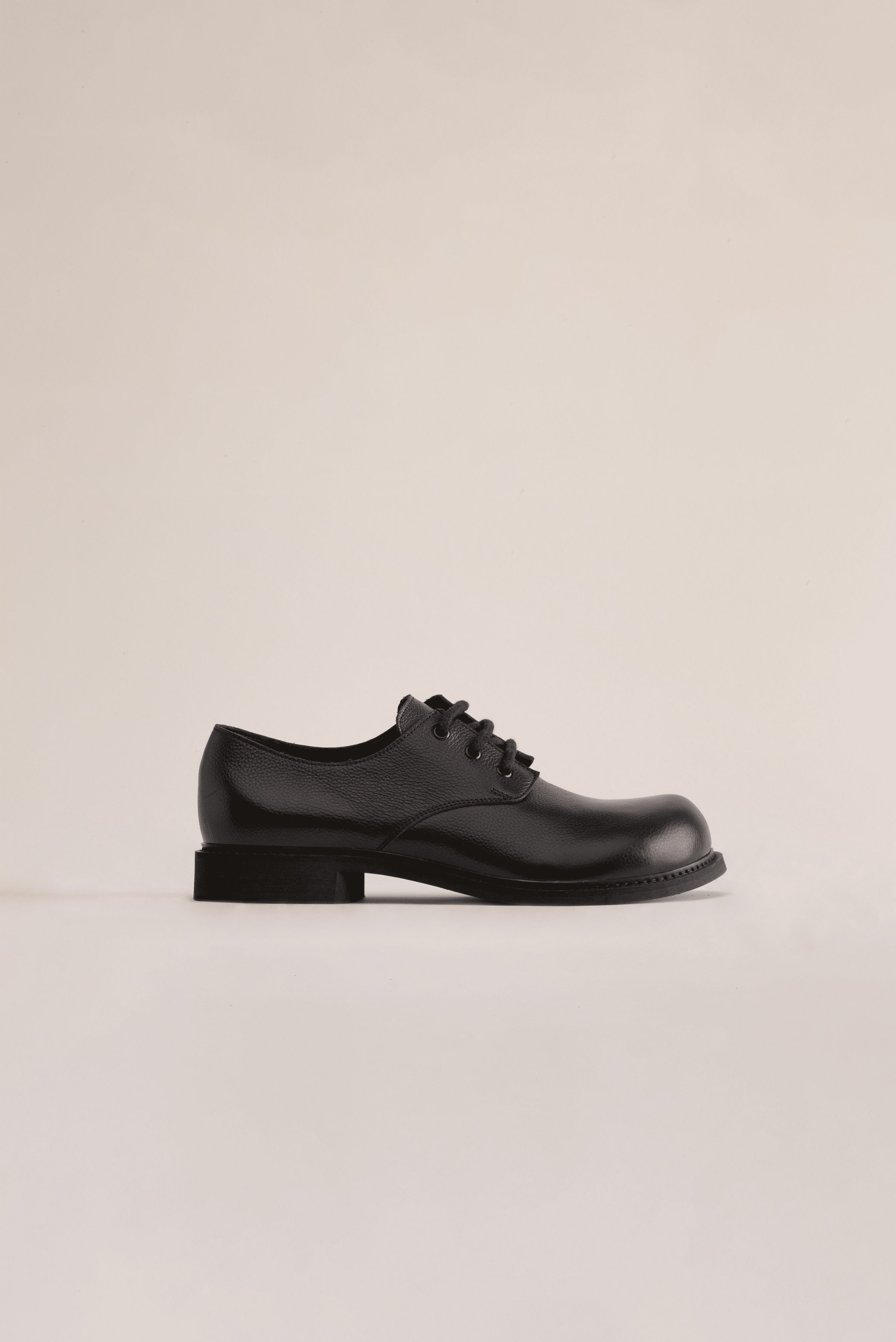 073 - DERBY (Pebble Leather, Black)