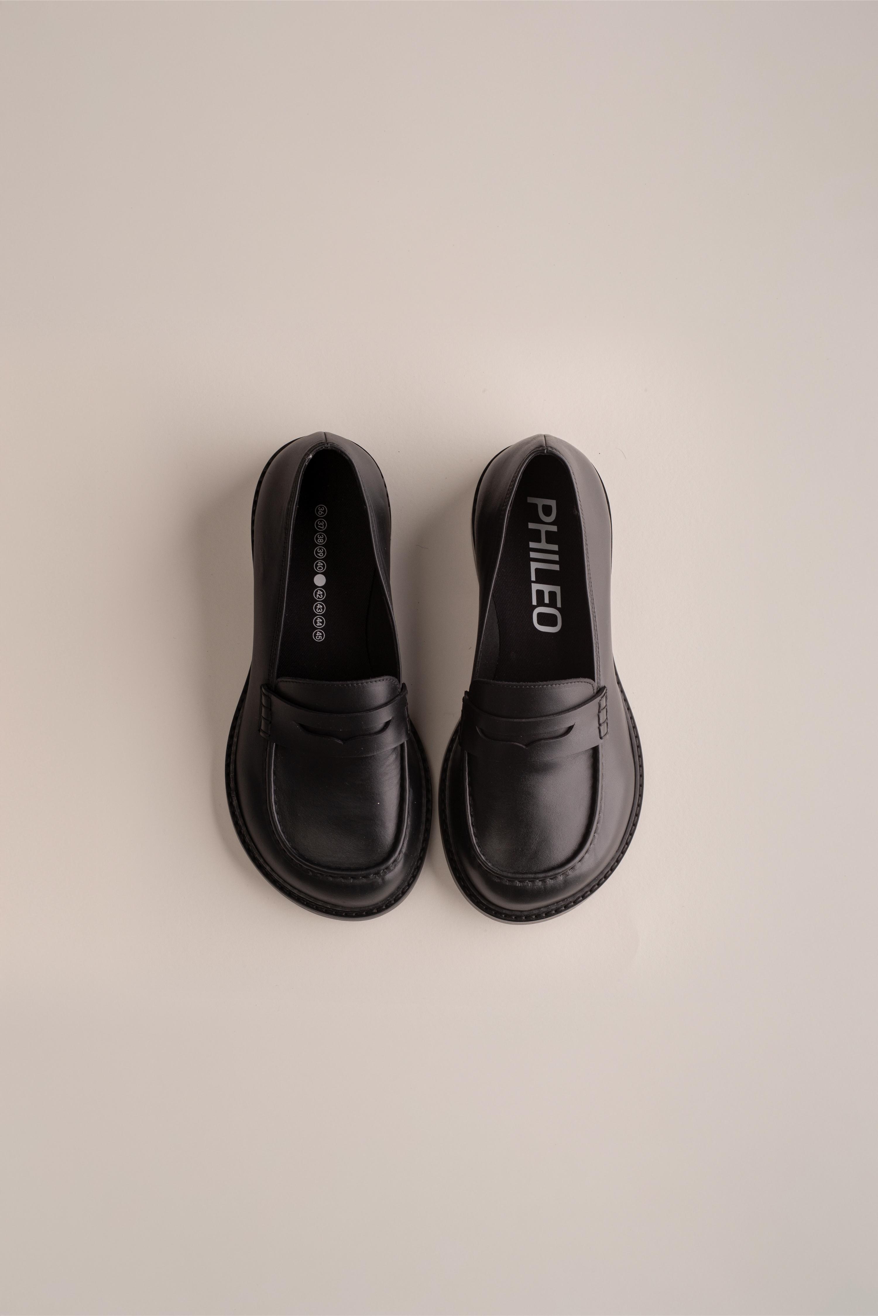 079 - MOCASSIN (Black, Leather) – PHILEO