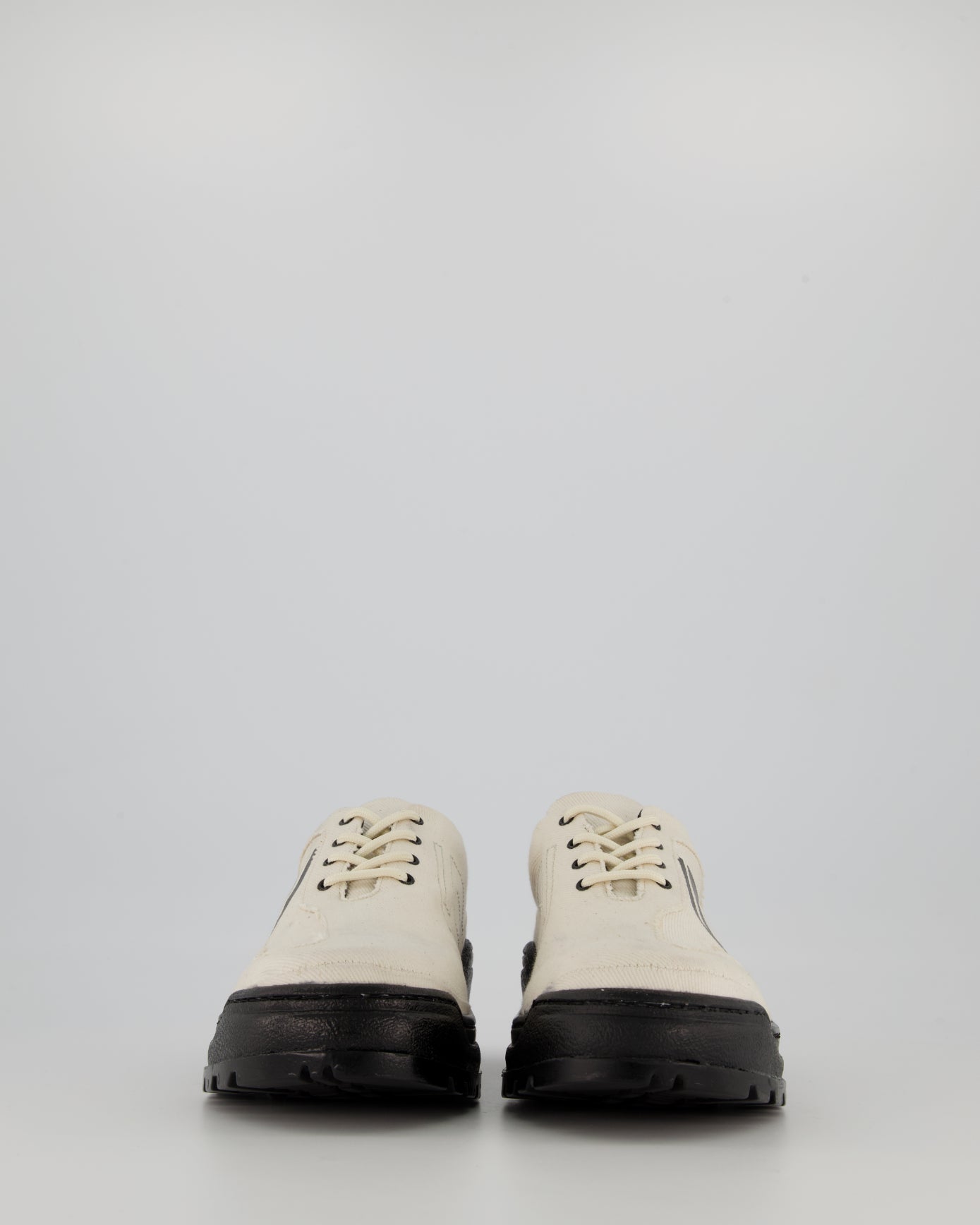 020 BASALT // Ecru